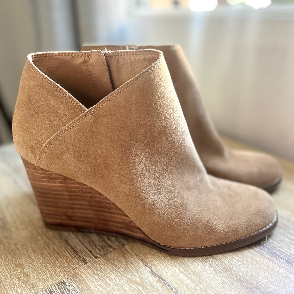 Lucky Brand Yakeena Women's Stacked Wedge Bootie Size 10